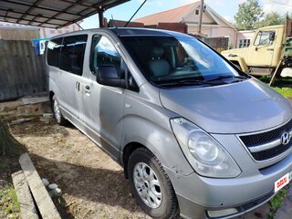 2010 Hyundai H-1 II, серебристый, 1100000 рублей, вид 2