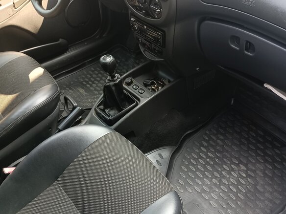 2011 Lada (ВАЗ) Kalina I, серебристый, 556000 рублей - вид 4