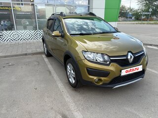 2016 Renault Sandero Stepway II, зелёный, 930000 рублей, вид 1