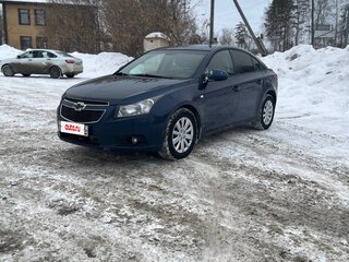 2011 Chevrolet Cruze I, синий, 750000 рублей, вид 2