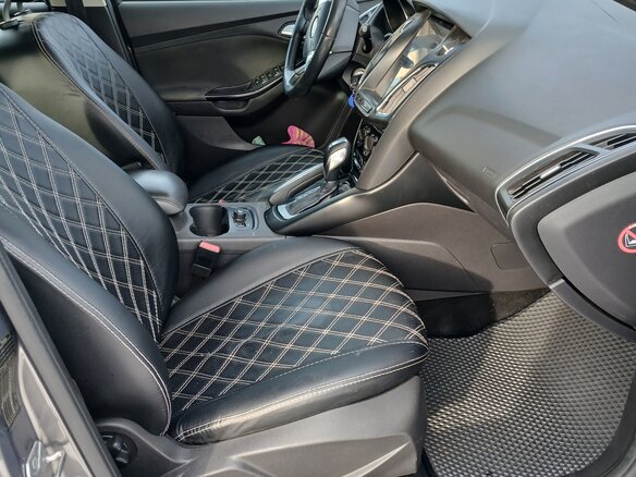 2011 Ford Focus III, коричневый, 1000000 рублей - вид 6