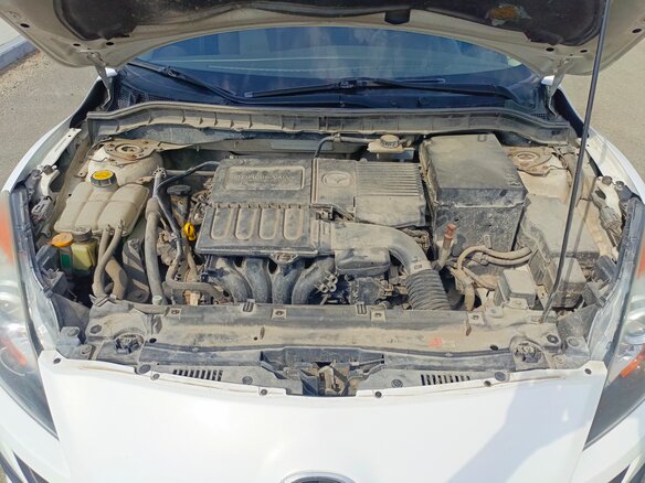 2011 Mazda 3 II (BL), белый - вид 13