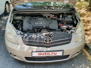 2002 Toyota Corolla Verso I, золотистый, 440000 рублей, вид 5