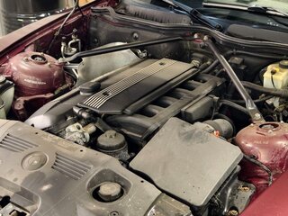 2002 BMW Z4 I (E85/E86), пурпурный, 1550000 рублей, вид 5