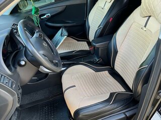 2013 Toyota Corolla X (E140, E150) Рестайлинг, чёрный, 1499999 рублей, вид 3