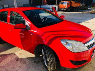 2008 Opel Astra H Рестайлинг, красный, 555000 рублей, вид 4
