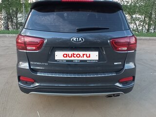 2018 Kia Sorento 8-speed III Prime Рестайлинг, серый, 2500000 рублей, вид 4