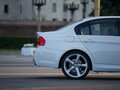 2011 BMW 3 серии 325i V (E90/E91/E92/E93) Рестайлинг, белый - вид 5
