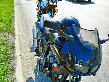 1997 Yamaha FZ400, чёрный, 265000 рублей, вид 4