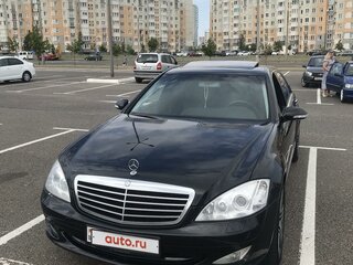 2005 Mercedes-Benz S-Класс 550 Long V (W221), чёрный, 1000000 рублей, вид 2