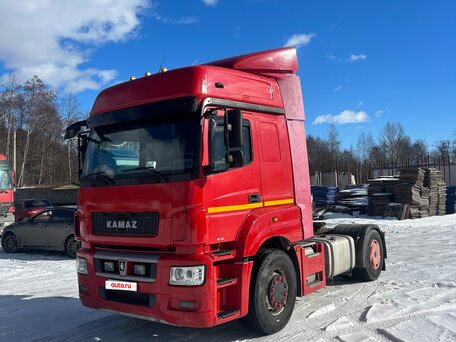 2016 КамАЗ 5490, красный, 2500000 рублей, вид 1