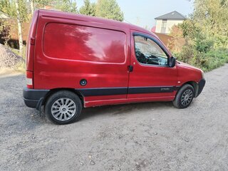 2011 Citroen Berlingo I Рестайлинг, красный, 280000 рублей, вид 5