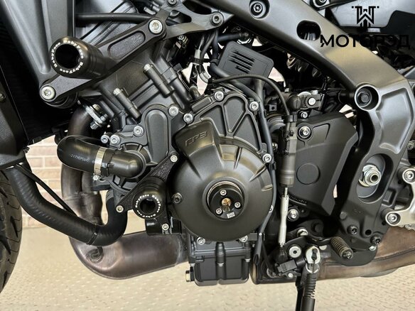 2022 Yamaha MT-09 (FZ-09), чёрный, 1040000 рублей - вид 15