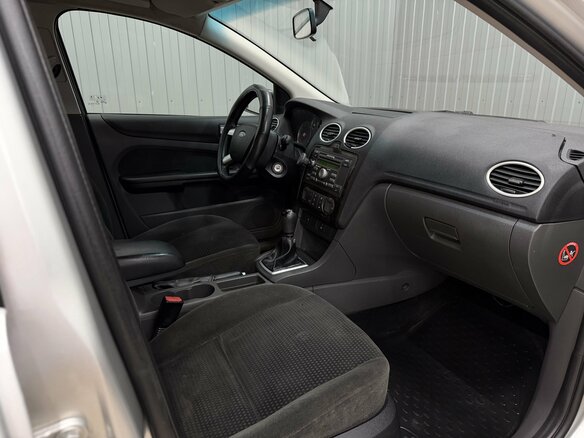 2006 Ford Focus II, серебристый, 420000 рублей - вид 8