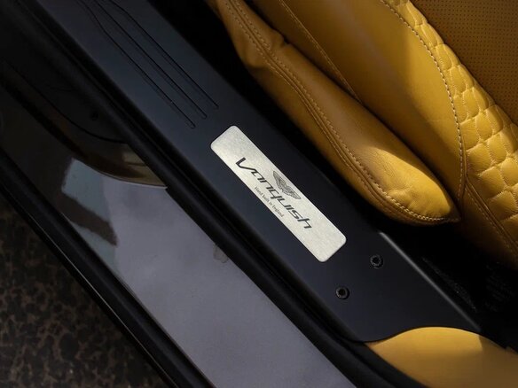 2012 Aston Martin Vanquish II, коричневый, 18000000 рублей - вид 35