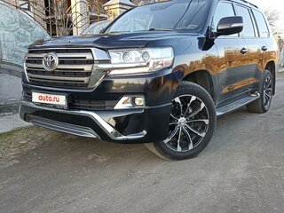 2018 Toyota Land Cruiser 200 Series Рестайлинг 2, чёрный, 7400000 рублей, вид 1