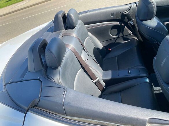 2011 Lexus IS 250C II Рестайлинг 2, белый, 1700000 рублей - вид 16