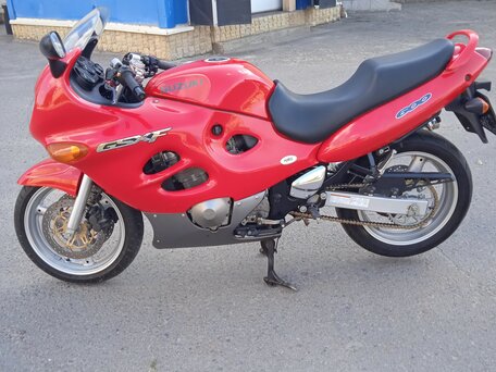 1998 Suzuki GSX 600F Katana, красный, 295000 рублей, вид 2