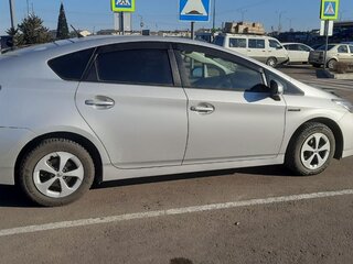 2015 Toyota Prius III Рестайлинг (XW30), серый, 1350000 рублей, вид 5