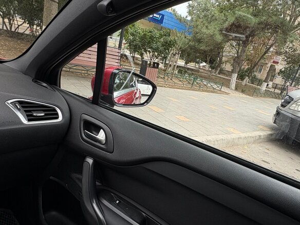 2012 Citroen DS4, красный, 1100000 рублей - вид 8