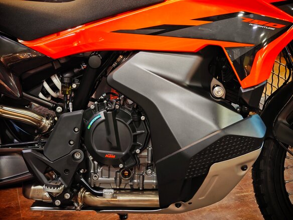 2026 KTM 790 Adventure, чёрный, 1450000 рублей - вид 3