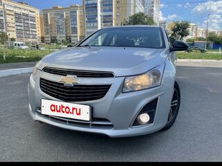 2013 Chevrolet Cruze I Рестайлинг, серебристый, 950000 рублей, вид 1