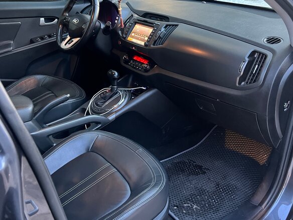 2013 Kia Sportage III, серый, 1600000 рублей - вид 12