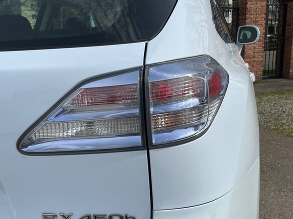 2010 Lexus RX 450h III, белый, 2800000 рублей - вид 17