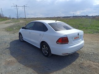 2016 Volkswagen Polo V Рестайлинг, белый, 575000 рублей, вид 5