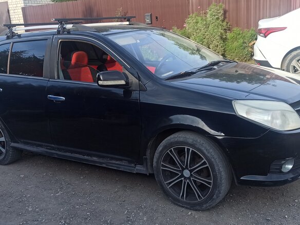 2014 Geely MK Cross I, чёрный, 350000 рублей