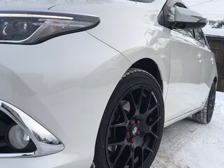 2018 Toyota Auris II Рестайлинг, белый, 1700000 рублей, вид 5