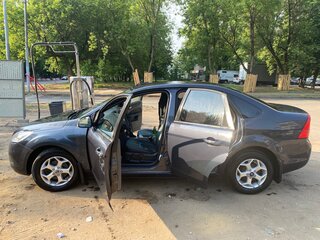 2009 Ford Focus II Рестайлинг, серый, 750000 рублей, вид 3