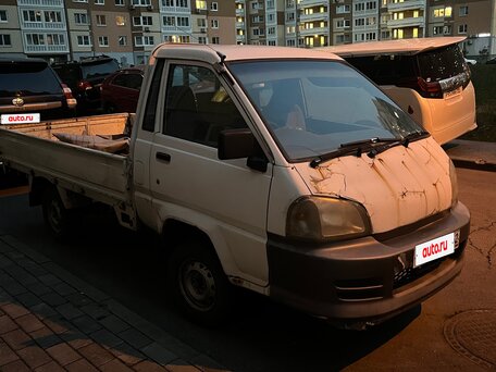 2003 Toyota TownAce, белый, 799000 рублей, вид 3
