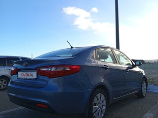 2012 Kia Rio 5-speed III, серый, 650000 рублей, вид 3