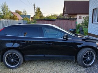 2011 Volvo XC60 I, чёрный, 1150000 рублей, вид 3