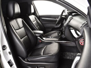 2014 Kia Sorento II Рестайлинг, белый, 1750000 рублей, вид 3