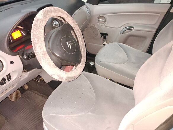 2003 Citroen C3 SensoDrive I, синий, 380000 рублей - вид 12
