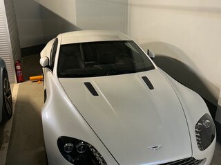 2011 Aston Martin V8 Vantage S III Рестайлинг, белый, 9950000 рублей, вид 5