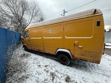 1992 Mercedes-Benz L-Series, жёлтый, 390000 рублей, вид 5
