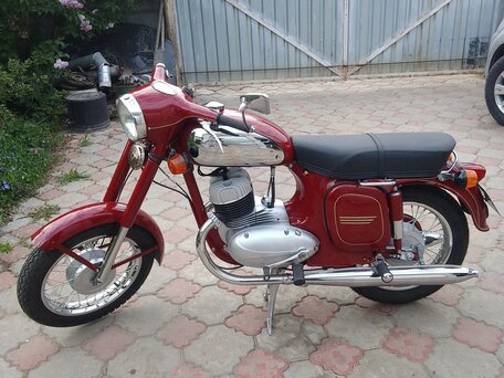 1973 Jawa 350/360, красный, 600000 рублей, вид 1