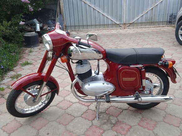 1973 Jawa 350/360, красный, 600000 рублей