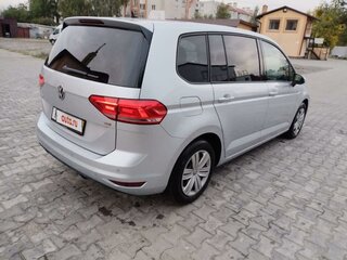 2017 Volkswagen Touran II, серебристый, 1595000 рублей, вид 4