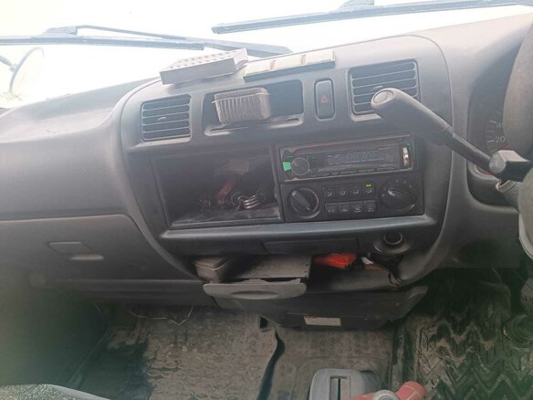 2004 Mazda Bongo IV, белый, 650000 рублей - вид 7