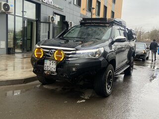 2015 Toyota Hilux VIII, чёрный, 3500000 рублей, вид 1
