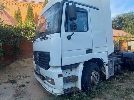 2003 Mercedes-Benz Actros, белый, 1590000 рублей, вид 4
