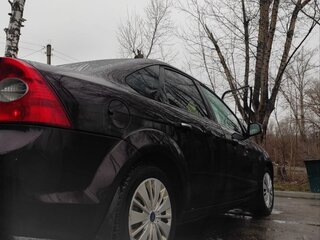 2010 Ford Focus II Рестайлинг, фиолетовый, 500000 рублей, вид 5