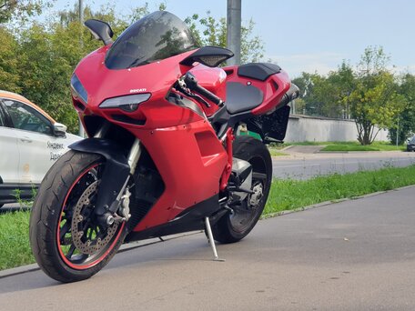 2009 Ducati 848, красный, 570000 рублей, вид 3