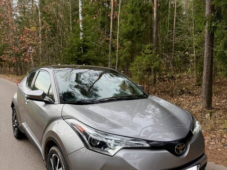 2017 Toyota C-HR I, серебристый, 1561924 рублей, вид 3
