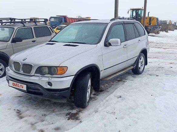 2001 BMW X5 4.4i I (E53), серебристый, 850000 рублей