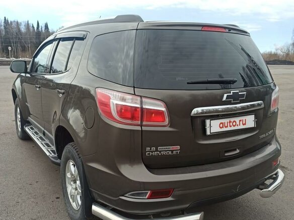 2013 Chevrolet TrailBlazer II, коричневый, 1890000 рублей - вид 9